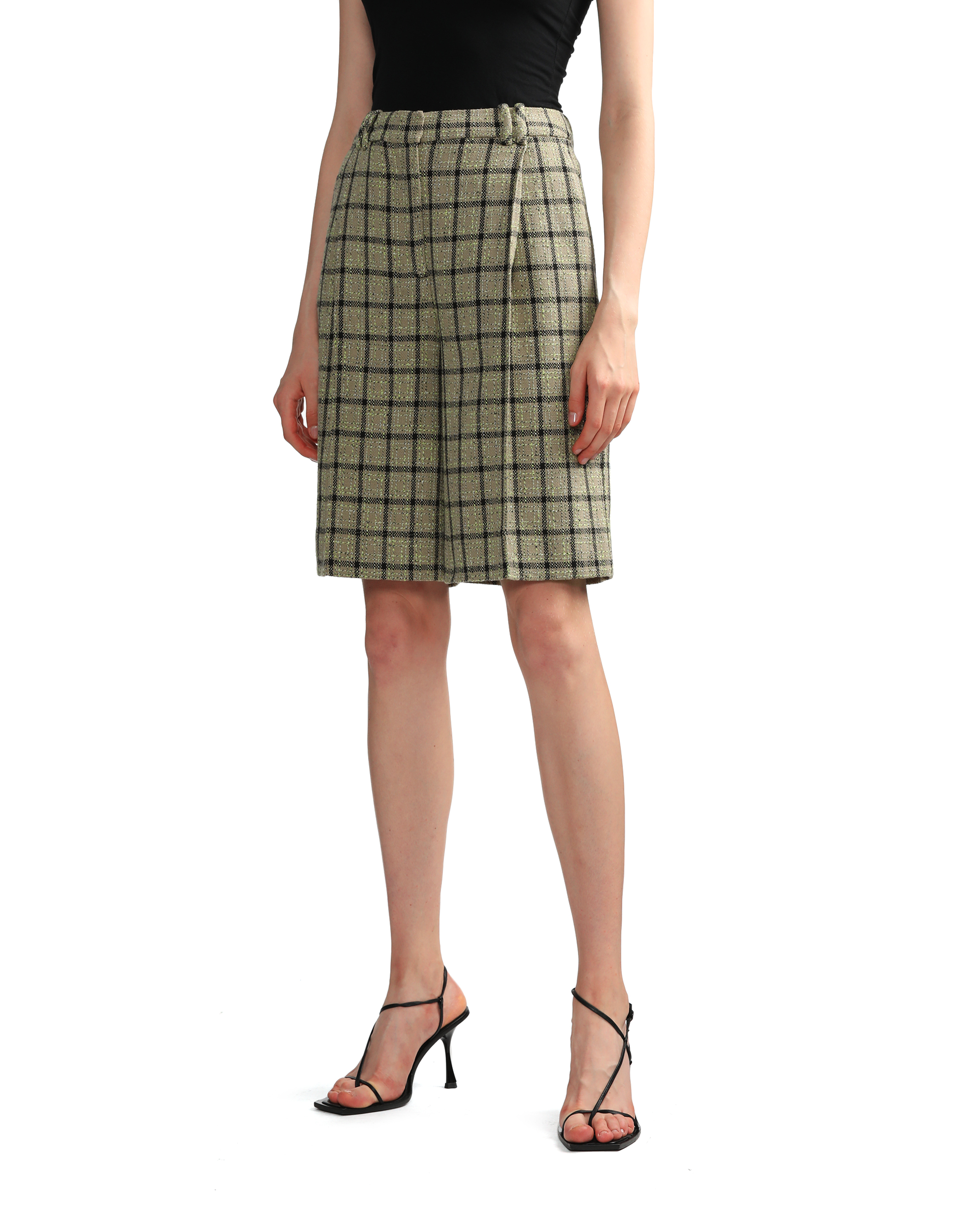 Pantalones cortos plisados ​​relajados de traje de cuadros GANNI