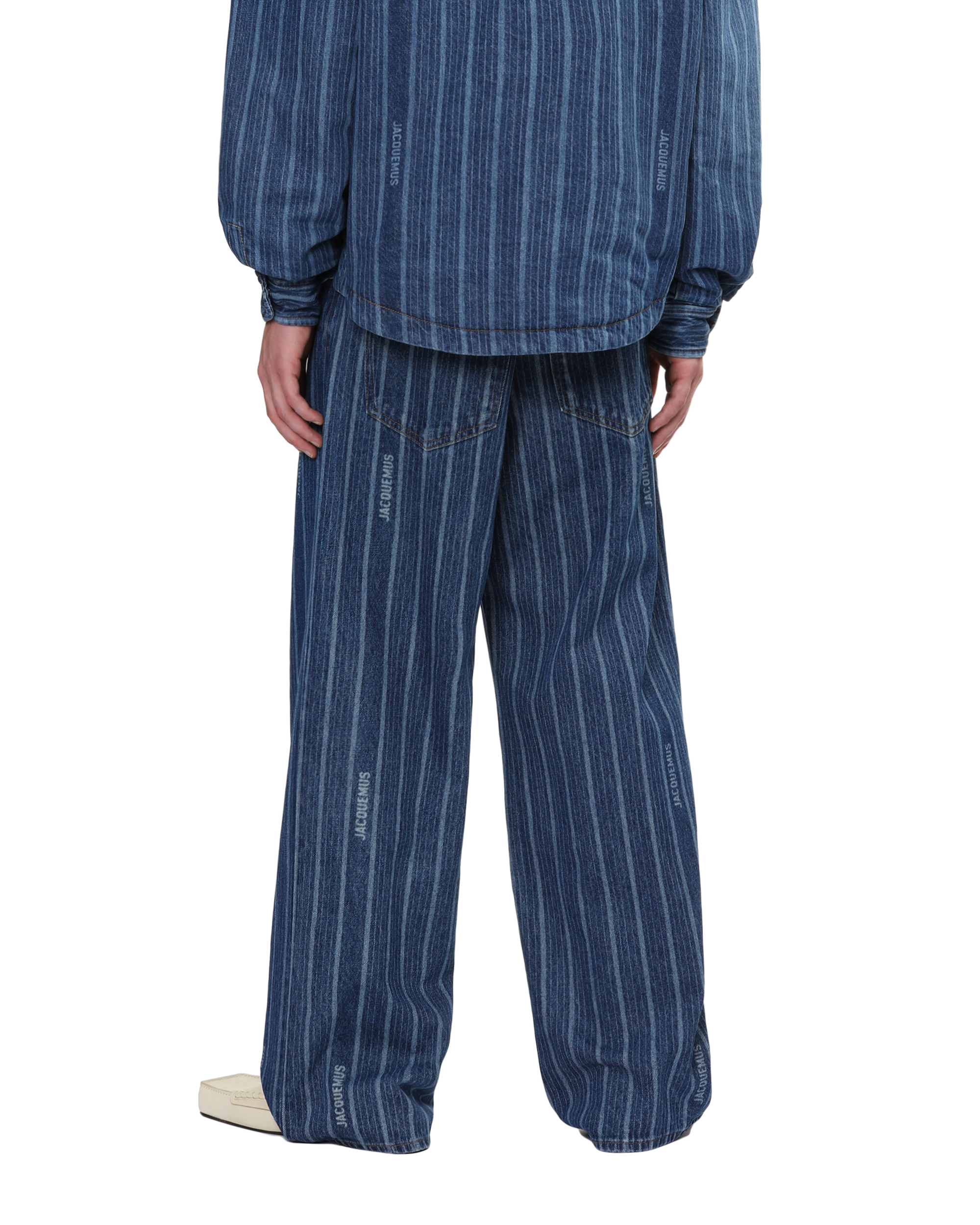 JACQUEMUS Los pantalones vaqueros anchos de Nîmes