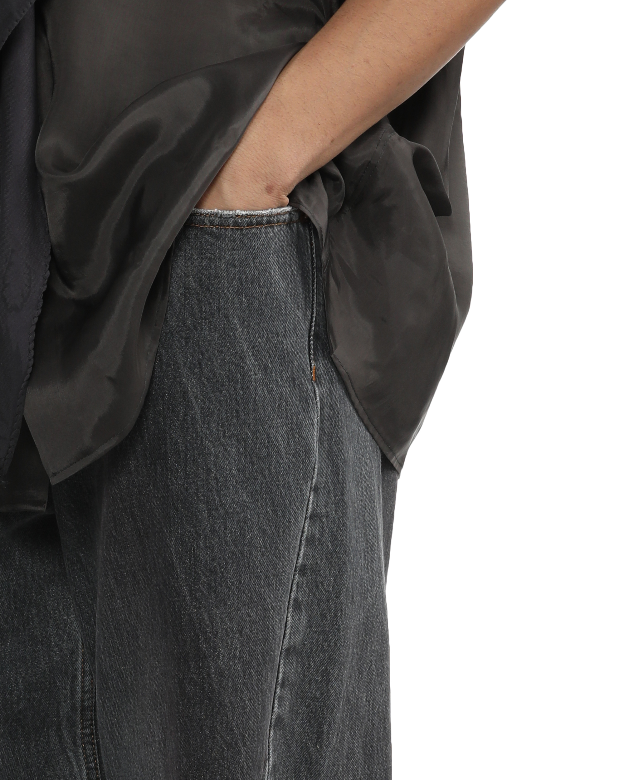 MAGLIANO Vaqueros officina de denim irregulares