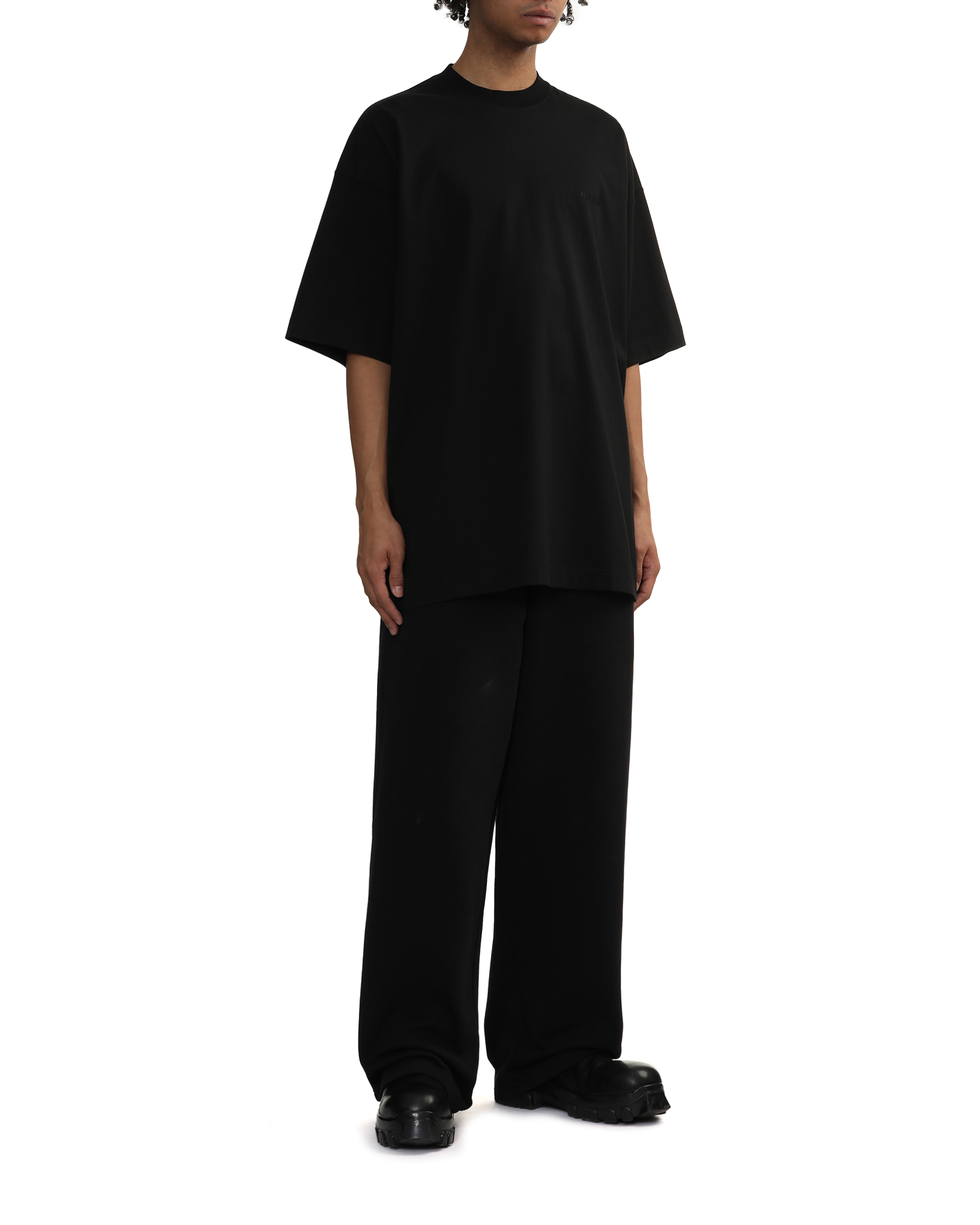 Camiseta con logotipo bordado de VETEMENTS