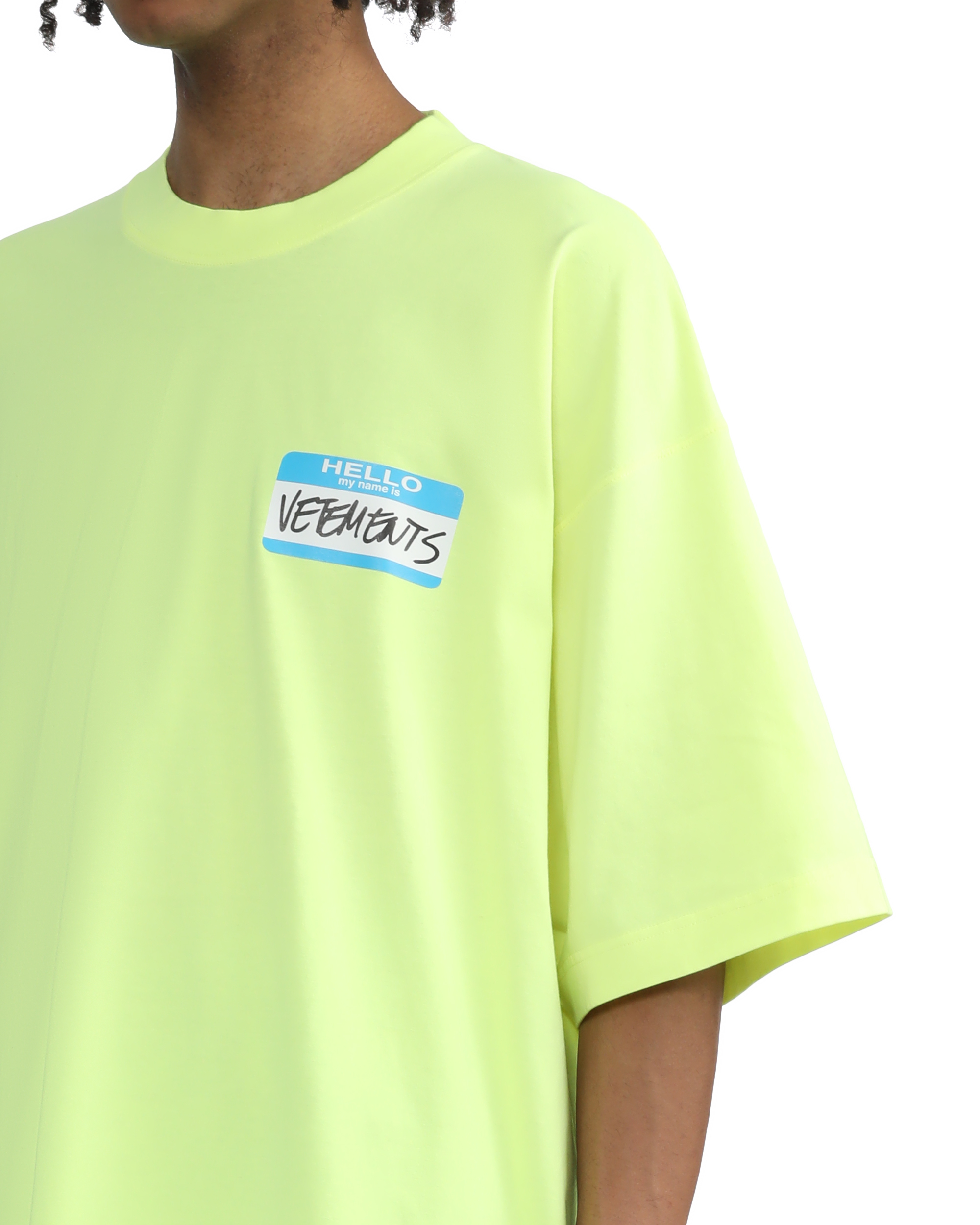 VETEMENTS Mi nombre es Vetements tee